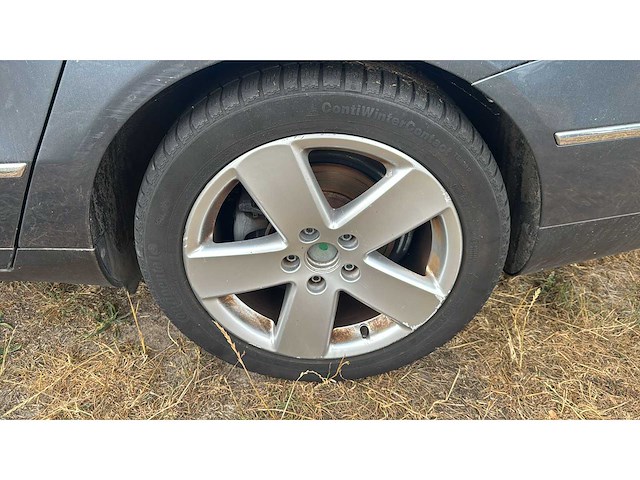 2009 volkswagen passat 2.0 tdi personenauto - afbeelding 19 van  42