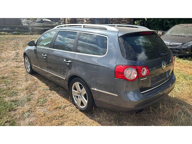 2009 volkswagen passat 2.0 tdi personenauto - afbeelding 24 van  42