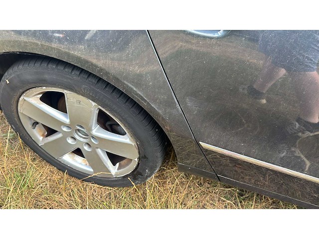 2009 volkswagen passat 2.0 tdi personenauto - afbeelding 17 van  42