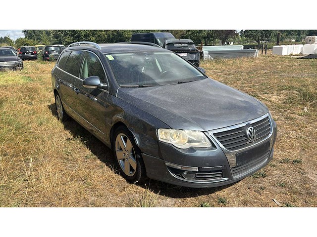 2009 volkswagen passat 2.0 tdi personenauto - afbeelding 40 van  42