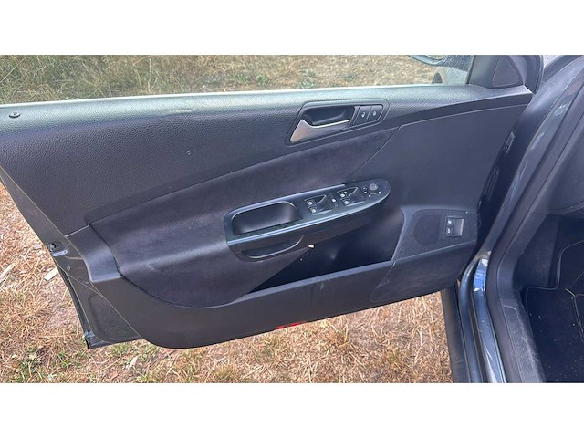 2009 volkswagen passat 2.0 tdi personenauto - afbeelding 6 van  26