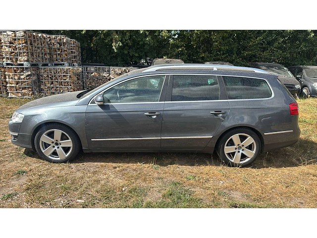 2009 volkswagen passat 2.0 tdi personenauto - afbeelding 9 van  26