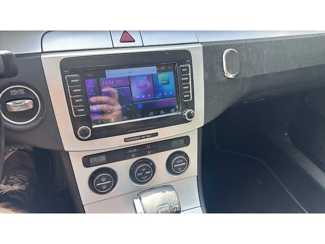 2009 volkswagen passat 2.0 tdi personenauto - afbeelding 19 van  26