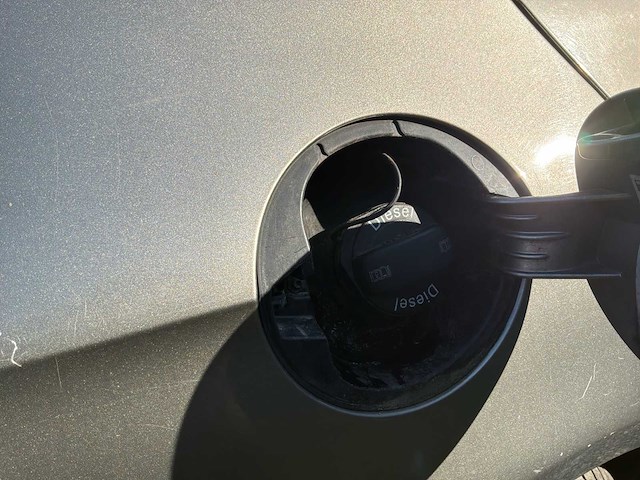 2009 volkswagen passat 3cc auto - afbeelding 40 van  53