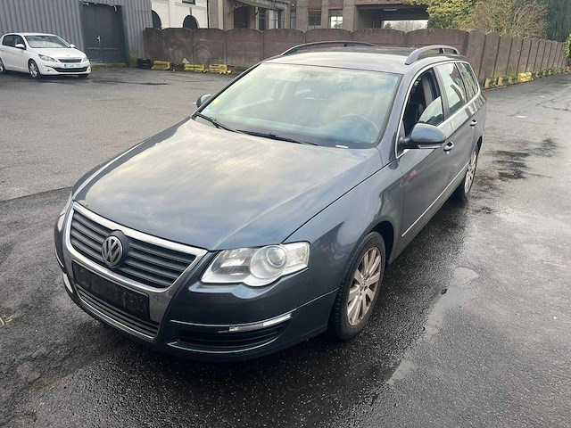 2009 volkswagen passat personenauto - afbeelding 12 van  22