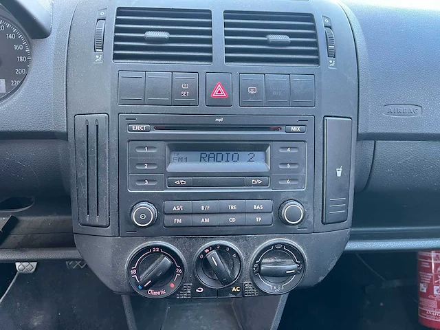 2009 volkswagen polo - personenauto - afbeelding 15 van  23