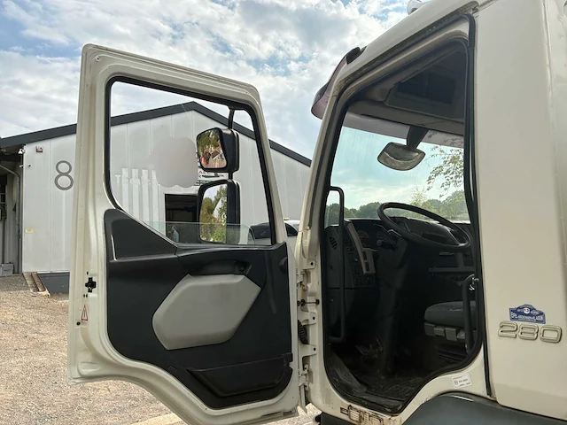 2009 volvo fl 280 vrachtwagen - afbeelding 28 van  53