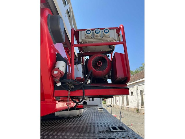 2009 volvo magirus dlak 23/12 autoladder - afbeelding 25 van  56