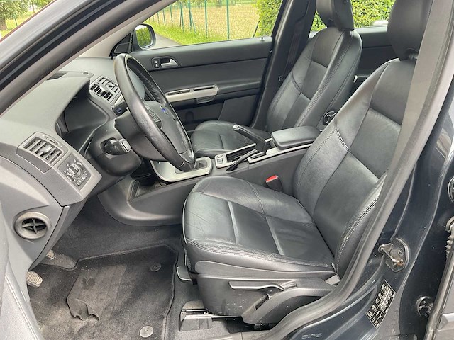 2009 volvo v50 personenauto - afbeelding 3 van  28