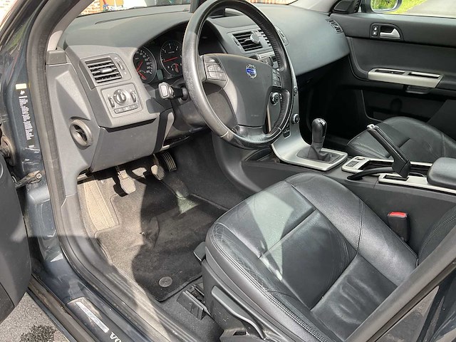 2009 volvo v50 personenauto - afbeelding 4 van  28