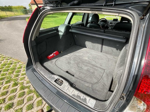 2009 volvo v50 personenauto - afbeelding 13 van  28