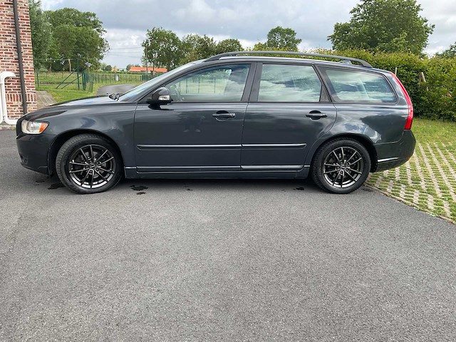 2009 volvo v50 personenauto - afbeelding 12 van  28