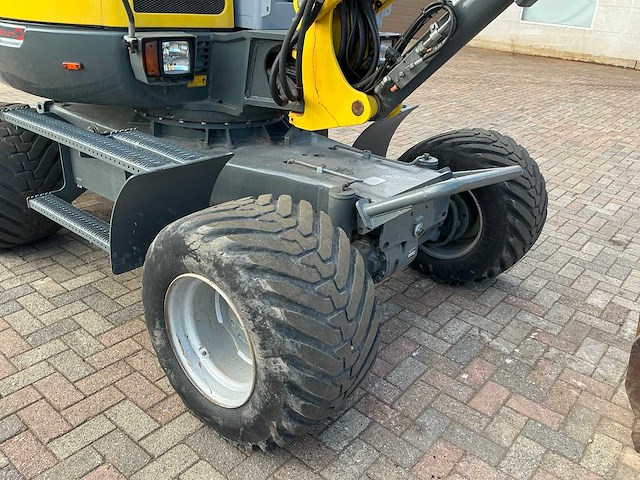 2009 wacker neuson 6503 wd banden graafmachine - afbeelding 2 van  19