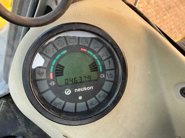 2009 wacker neuson 6503 wd banden graafmachine - afbeelding 15 van  19