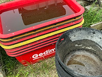 200l betonkuip (7x)