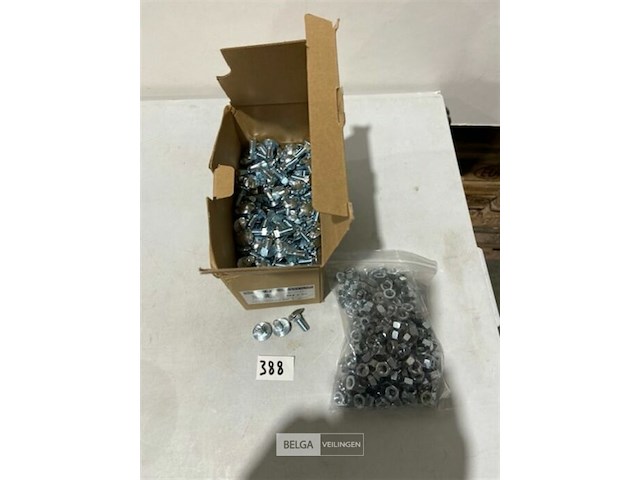 200x slotbout m8x20 met moer - afbeelding 3 van  3