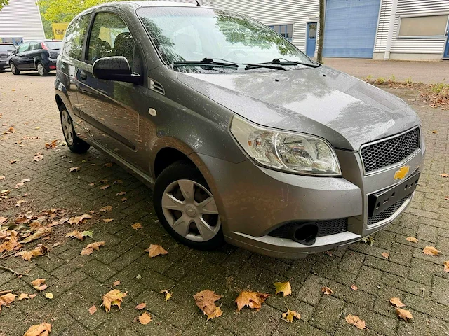2010 - chevrolet aveo hatchback - afbeelding 10 van  11