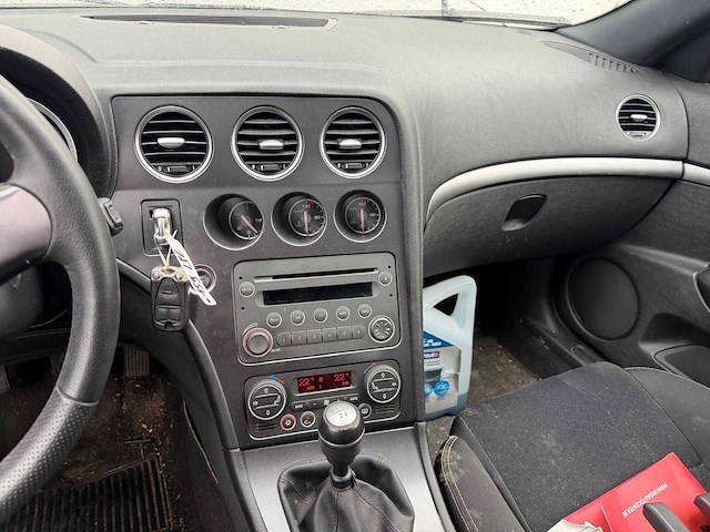 2010 alfa romeo 159 personenauto - afbeelding 8 van  11