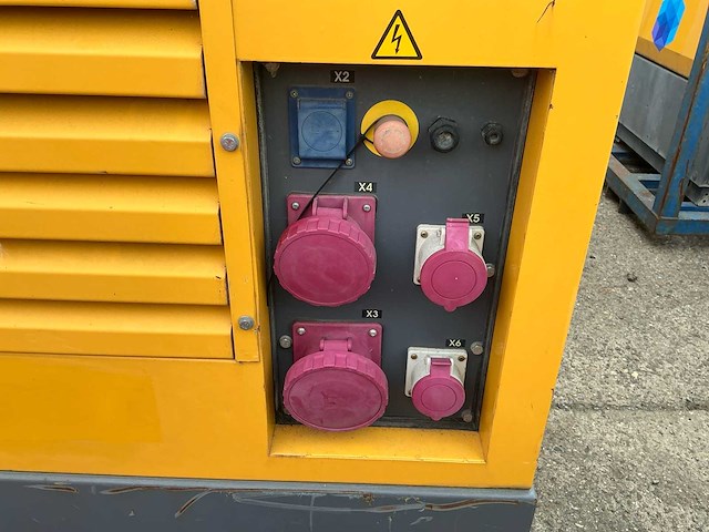 2010 atlas copco qas 150/volvo stroomgenerator - afbeelding 3 van  7