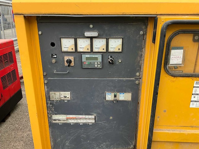 2010 atlas copco qas 150/volvo stroomgenerator - afbeelding 4 van  7