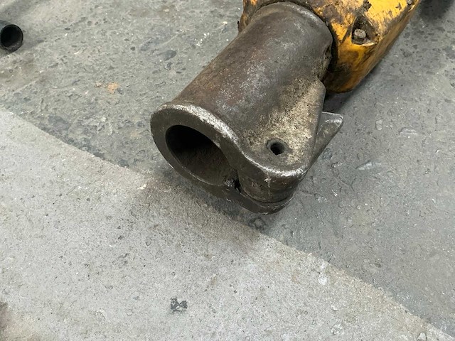 2010 atlas copco tex 230pe pneumatische breekhamer - afbeelding 3 van  5