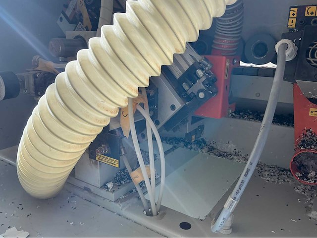 2010 bi matic kantenlijmmachine ch42 kantenlijmmachines - afbeelding 34 van  37