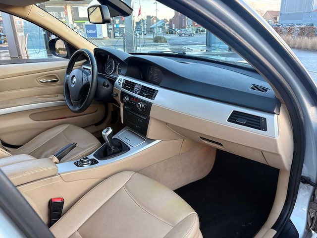 2010 bmw 318d personenauto - afbeelding 4 van  38
