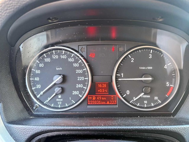 2010 bmw 318d personenauto - afbeelding 5 van  38