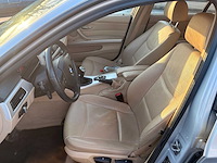 2010 bmw 318d personenauto - afbeelding 13 van  38