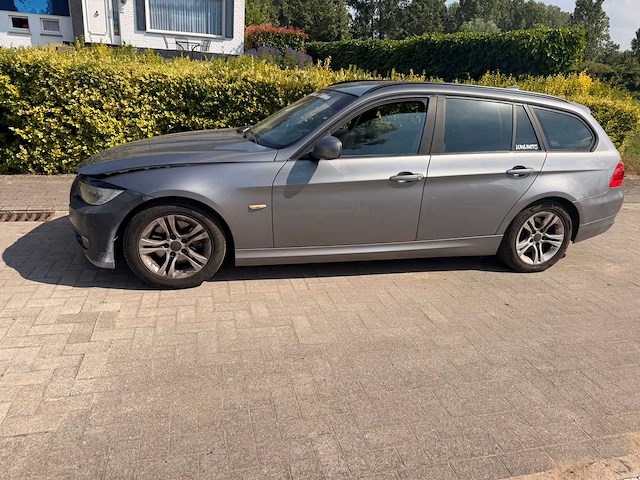 2010 bmw 318d personenauto - afbeelding 9 van  16