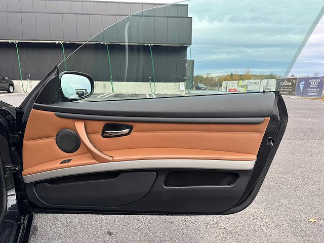 2010 bmw 320d cabrio - afbeelding 16 van  59