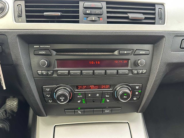 2010 bmw 320d cabrio - afbeelding 30 van  59