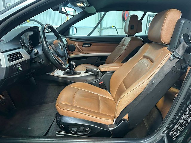 2010 bmw 320d cabrio - afbeelding 37 van  59