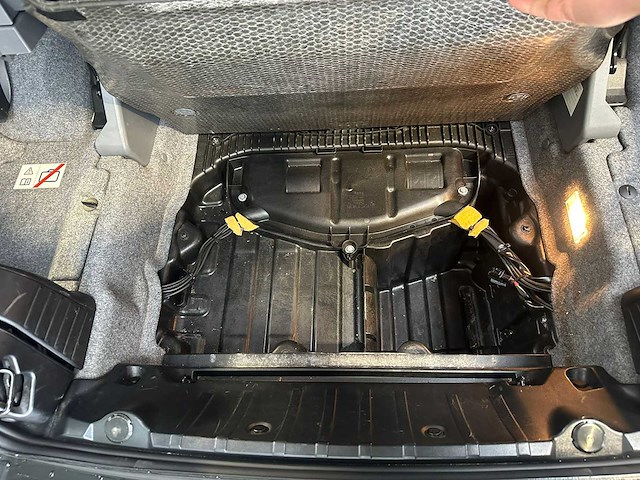 2010 bmw 320d cabrio - afbeelding 39 van  59