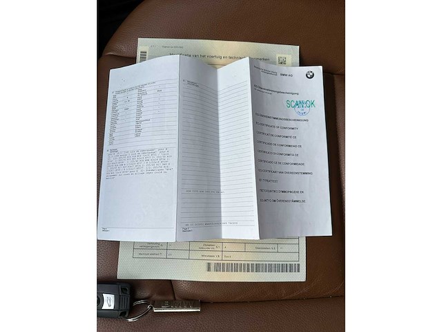 2010 bmw 320d cabrio - afbeelding 52 van  59