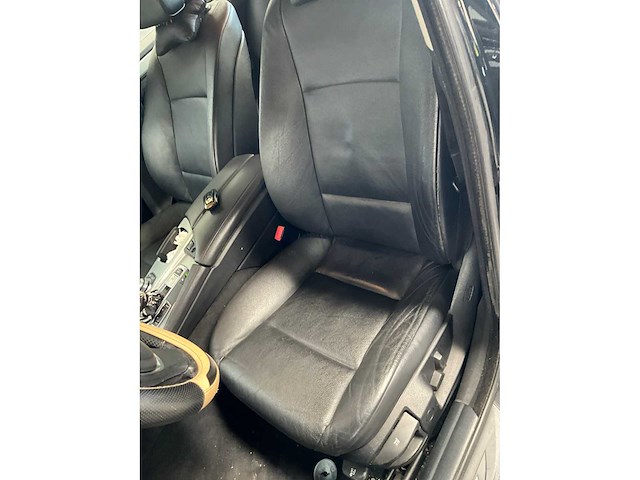 2010 bmw 520d - afbeelding 17 van  29