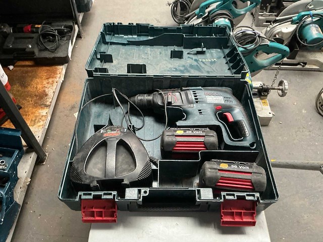 2010 bosch gbh 36v-li boormachine - afbeelding 1 van  8