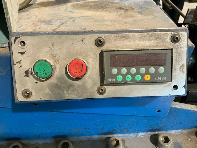 2010 buigmachine - afbeelding 2 van  13