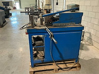 2010 buigmachine - afbeelding 1 van  9