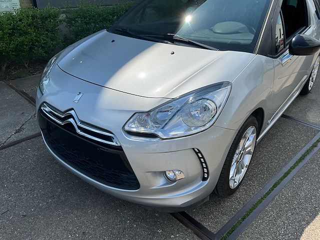 2010 citroën ds3 1.6 thp coupé ‘sportchic' - benzine - airco - afbeelding 40 van  40