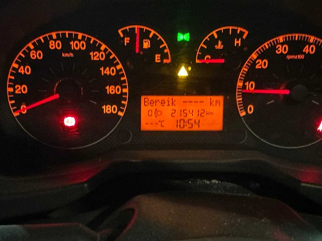 2010 citroën nemo bedrijfswagen - afbeelding 18 van  26