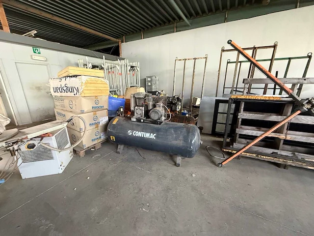 2010 contimac professional cm 1000/10/500d combinatielot 2 stationaire zuigercompressoren contimac professional en kaeser - afbeelding 1 van  5