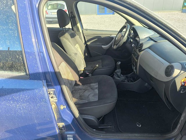 2010 | dacia | sandero 1.4 mpi | benzine - afbeelding 2 van  25