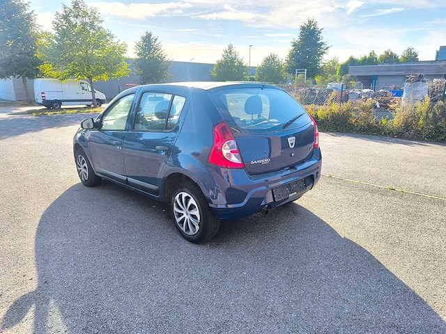 2010 | dacia | sandero 1.4 mpi | benzine - afbeelding 19 van  25