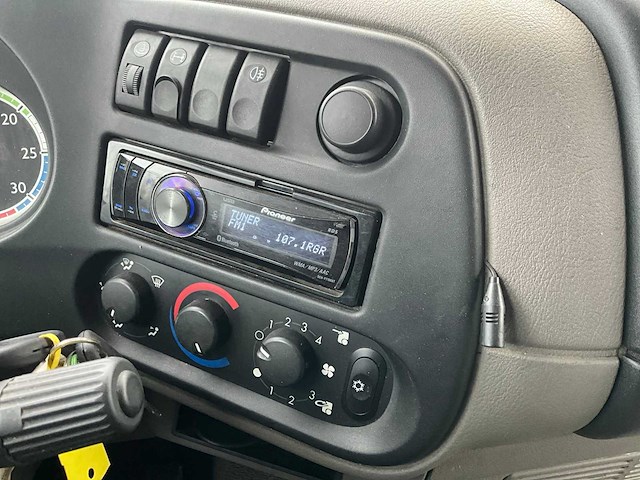 2010 daf lf 55.250 - hydraulische laadklep - 183000km - afbeelding 28 van  51