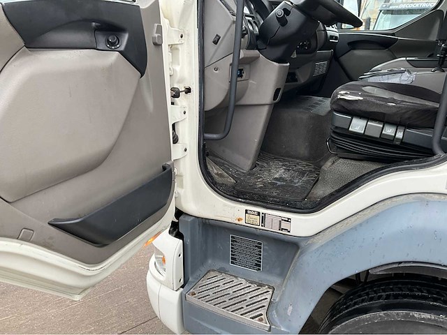 2010 daf lf220 bakwagen - afbeelding 8 van  44