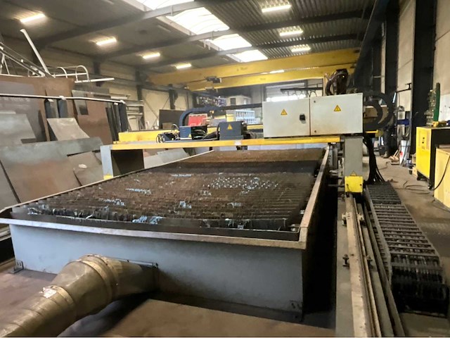 2010 esab combirex dx 4000 plasmasnijtafel + autogeen snijden - afbeelding 32 van  37