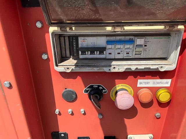 2010 europower eps20tde stroomgenerator - 20kva - diesel - afbeelding 11 van  13