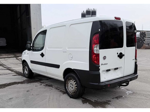 2010 fiat doblo cargo personenauto - afbeelding 2 van  9
