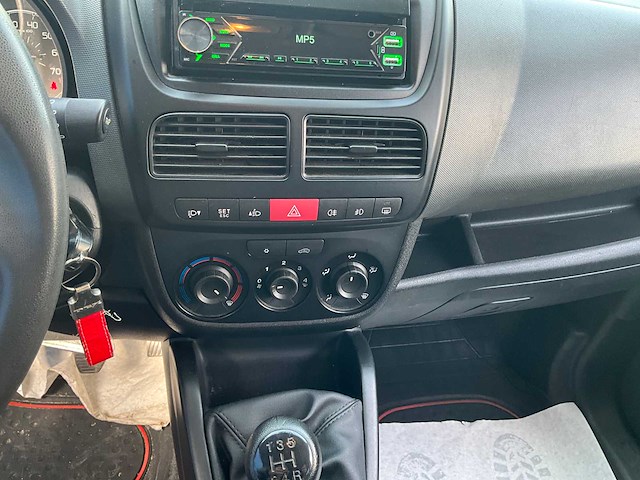 2010 fiat doblo - afbeelding 13 van  38